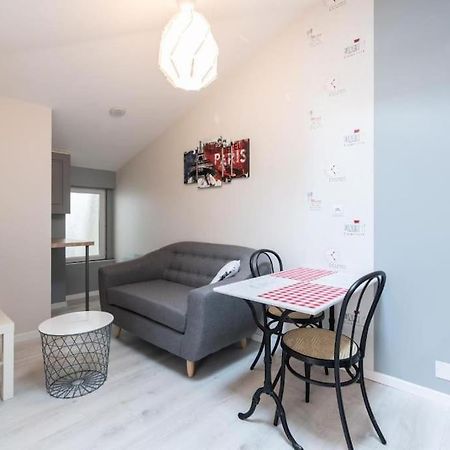 Le Paris Eiffel - Appartement Cosy En Plein Centre Bourgoin-Jallieu Esterno foto